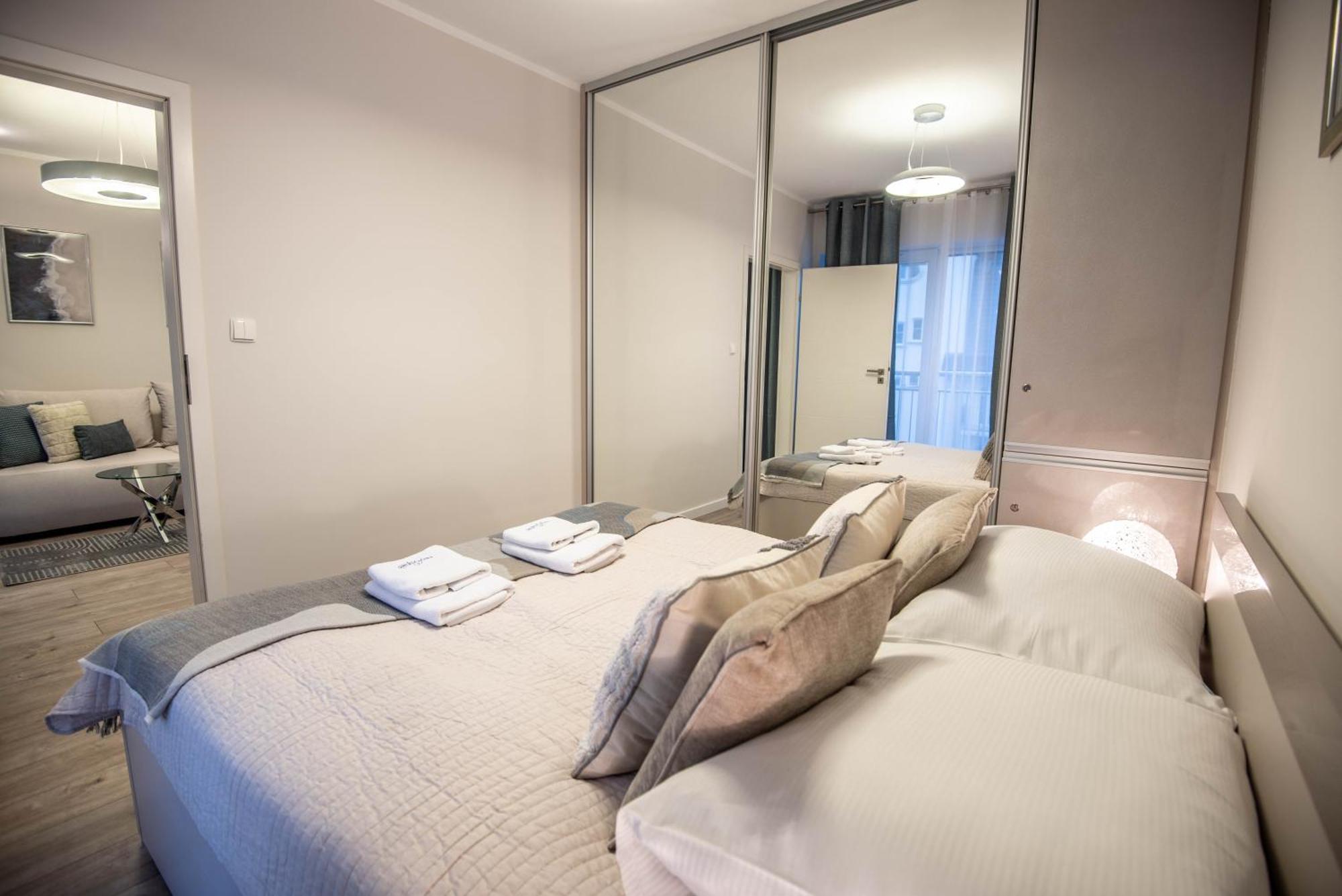 Apartamenty Na Wyspie - Stella Baltic - Parking Swinoujscie Bagian luar foto